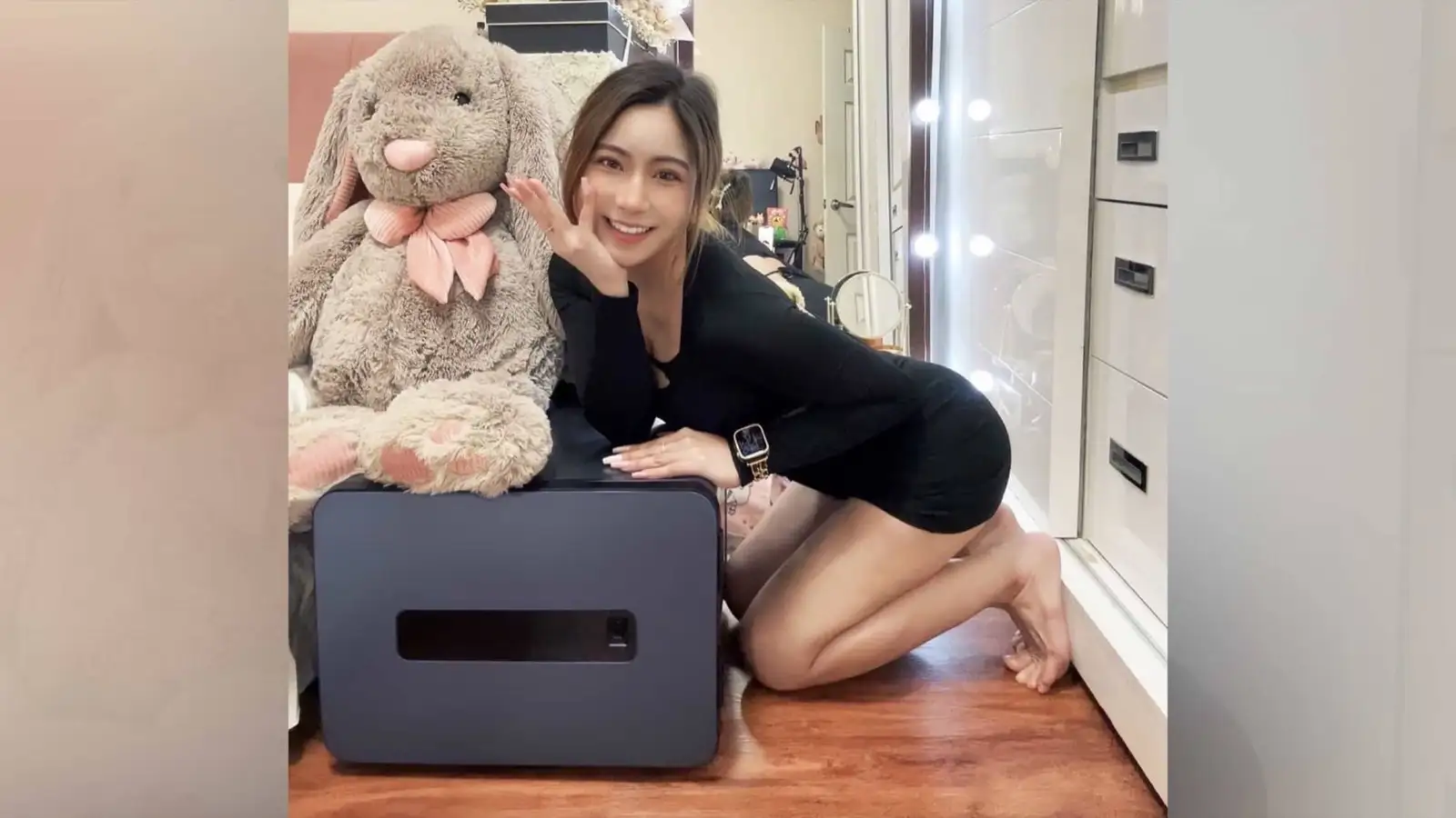 Meta 床頭櫃 灰藍 防火 保險箱推薦   ai_edm_20240810.001