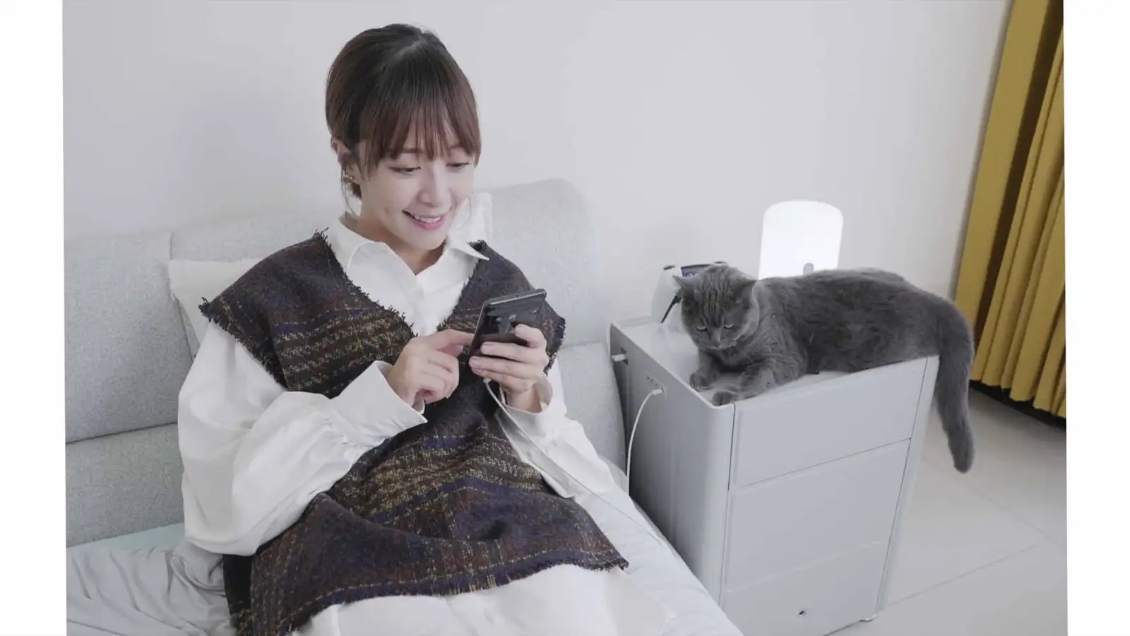 Hailey 徐海莉 LY 床頭櫃 皮革 保險箱推薦  hailey_edm_20240810.012