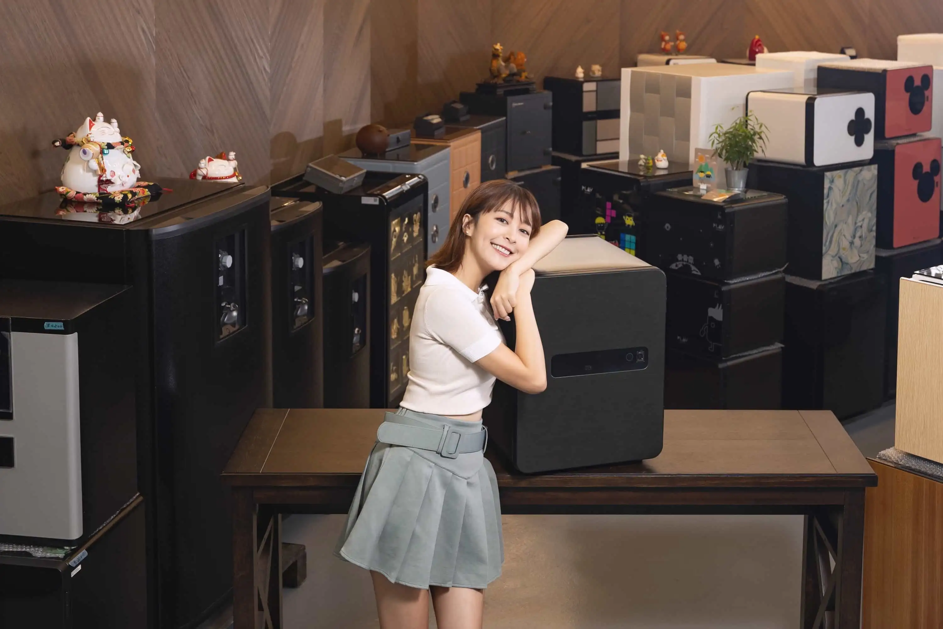 Hailey 徐海莉 Meta-040 鐵灰 防火保險箱  meta040hg_hailey_0097